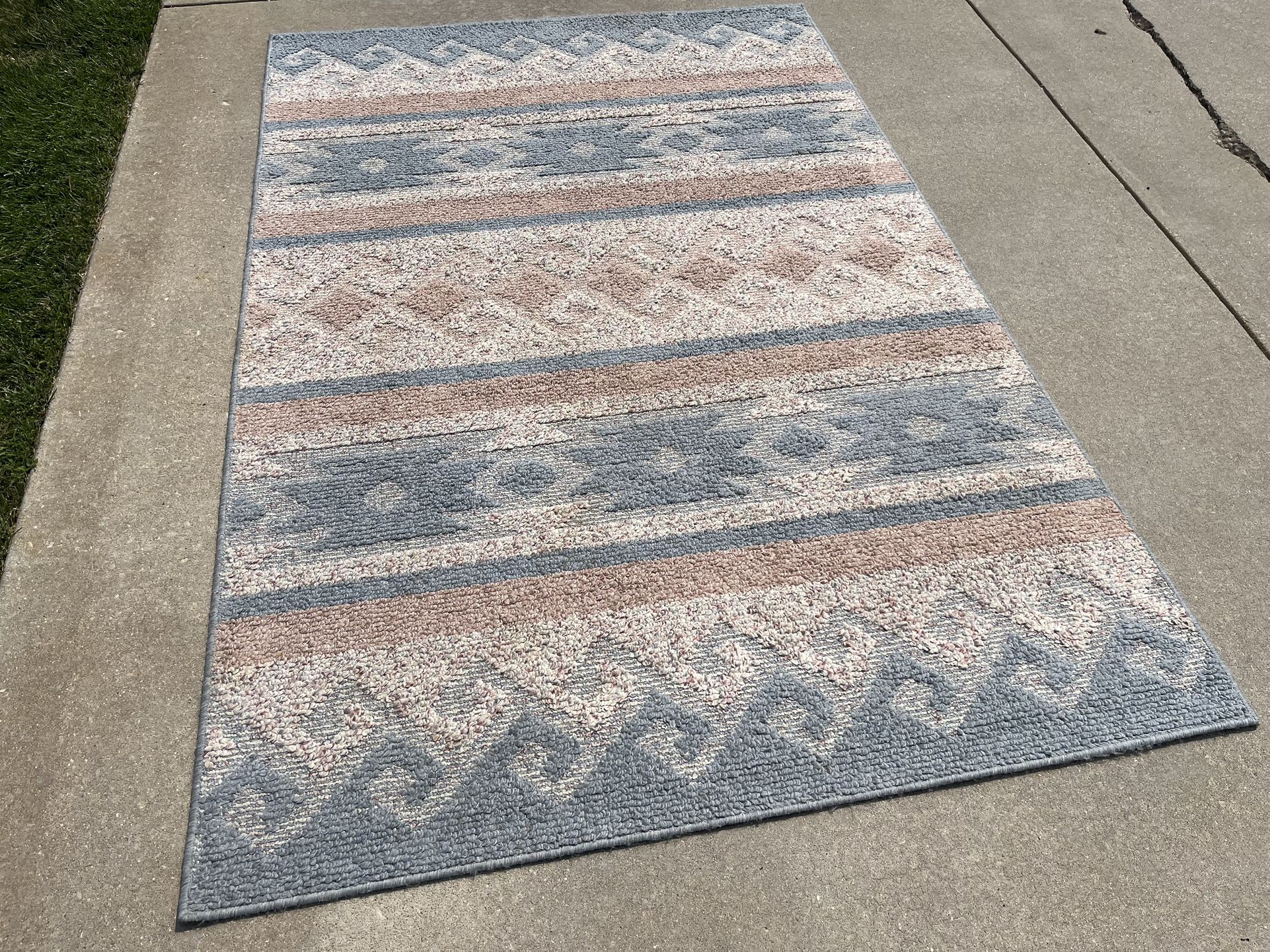 Southwest Style Area Rug (63”x99”)