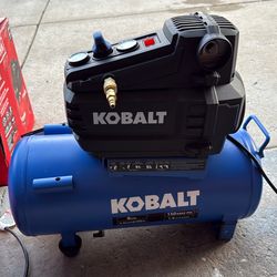 KOBALT 8.0 GAL AIR COMPRESSOR