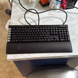 Corsair K95 Platinum Xt 