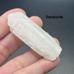 Danburite Genuine Crystal from Mexico 27.9g BEAUTIFUL - Has Rainbow Flash