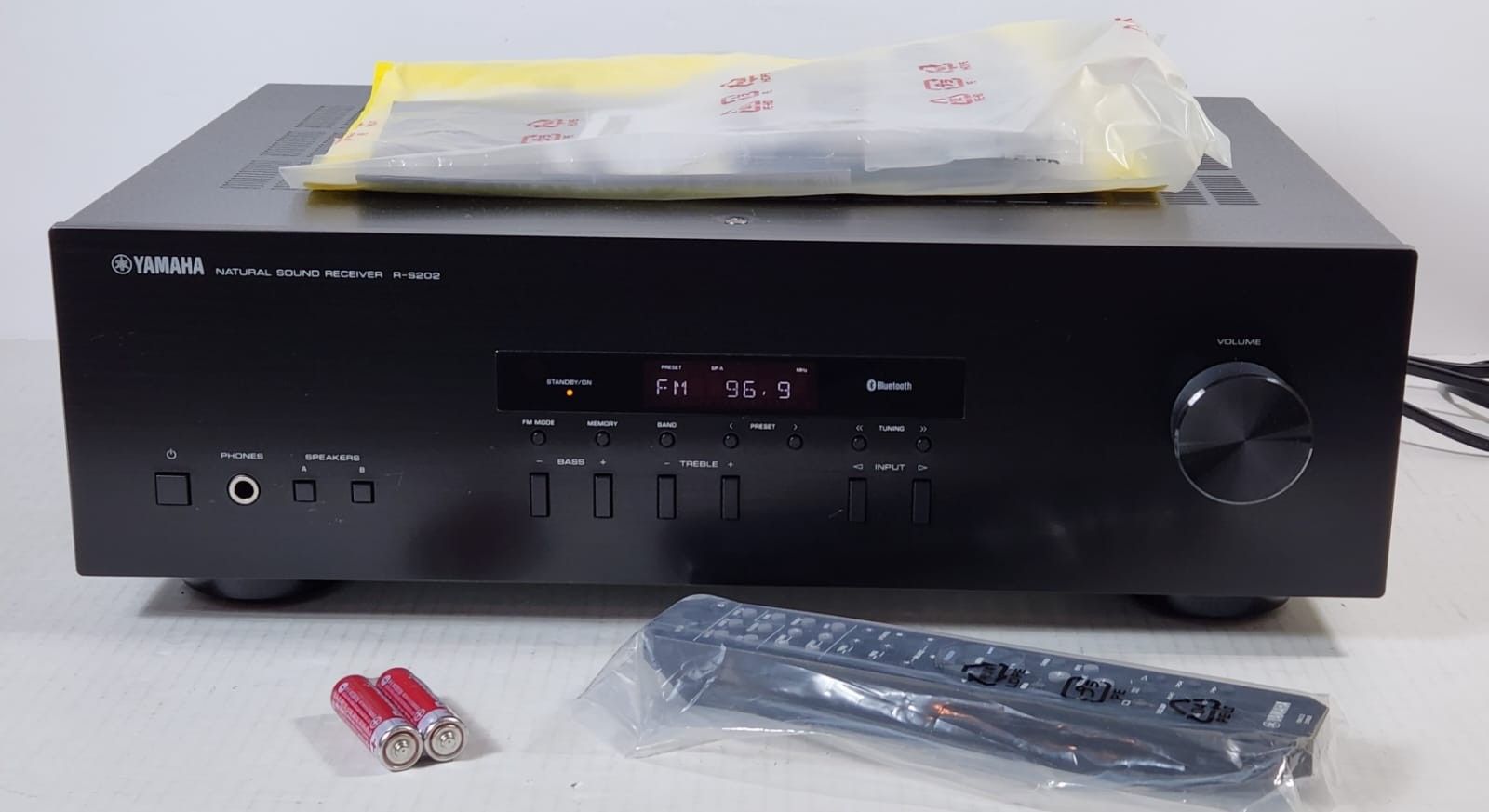 YAMAHA R-S202BL Stereo Receiver #687