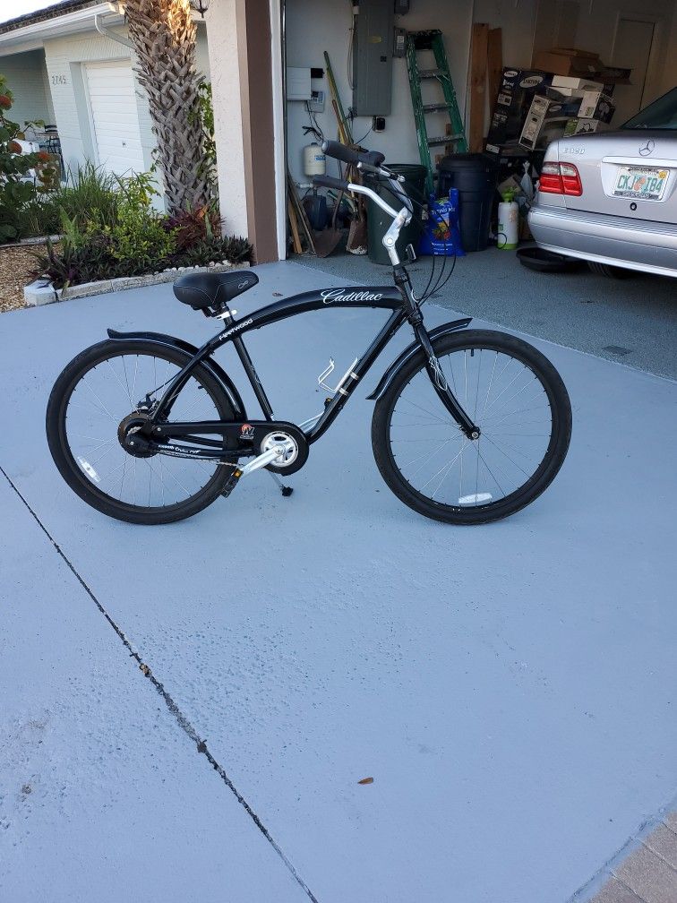 Cadillac Fleetwood 26" Cruiser Bicycle