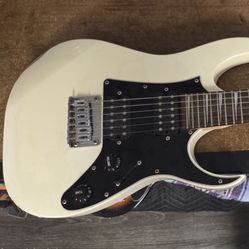 Ibanez GIO Mikro Electric Guitar