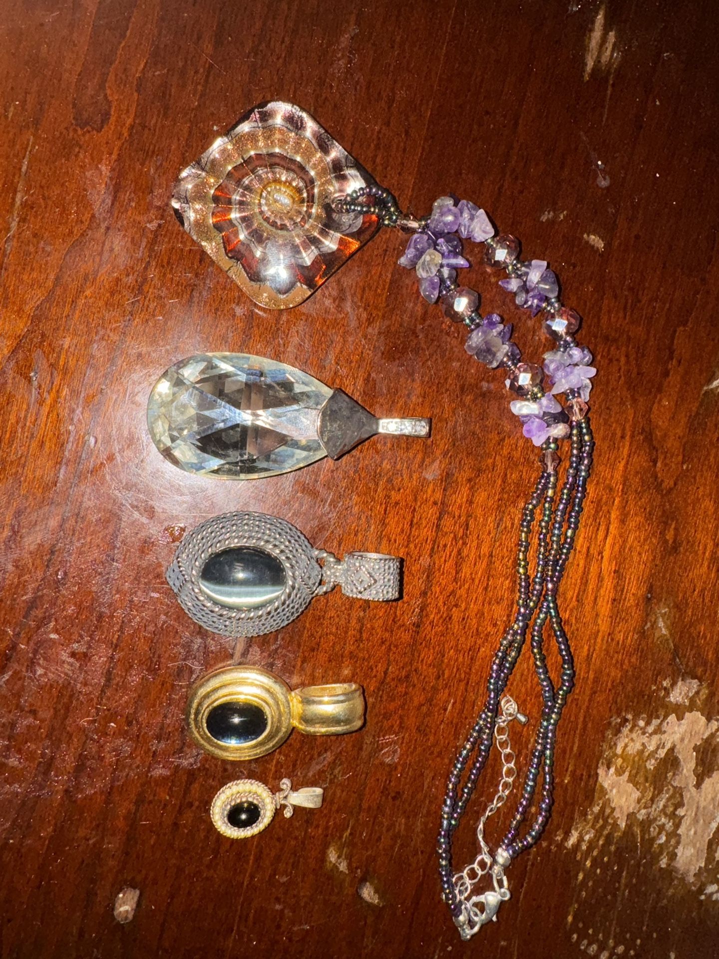 Jewelry/ Pendants