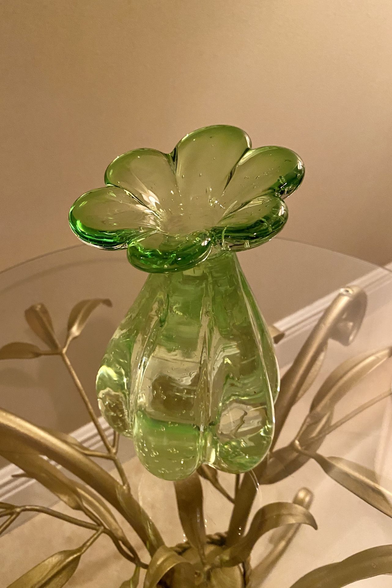 Unique lime green flower vase!
