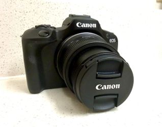 Canon EOS R100 Mirrorless Camera + 18-45mm Lens – NEVER USED