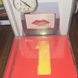 2 CD LOT: Greatest Hits by Red Hot Chili Peppers + 1's Beatles