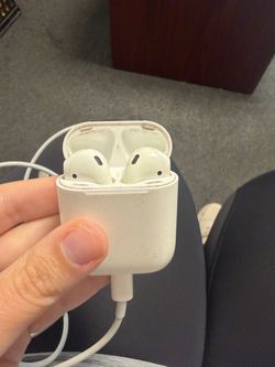 AirPods