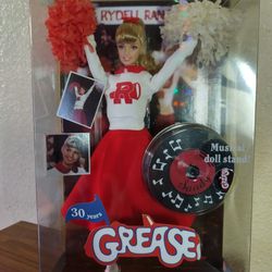 Barbie GREASE 30 YEARS  Sandy Cheerleader Doll