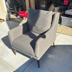 Accent chair
