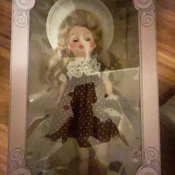 Royal house Doll