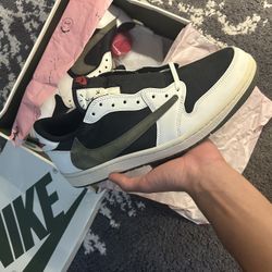 Travis Scott Jordan 1 Olive 