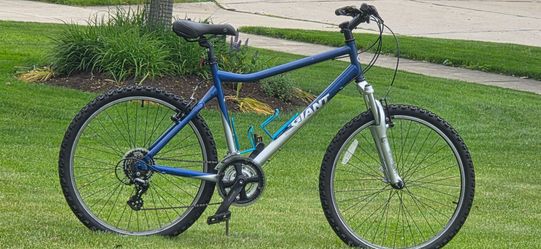 GIANT BOULDER ALL TERRAIN BIKE - LARGE FRAME - TUNED
