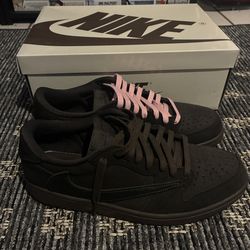 Travis Scott velvet brown