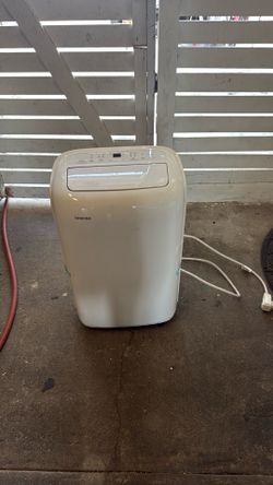 Toshiba 12,000 Btu Portable Air conditioner