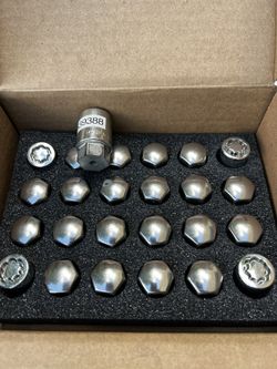 Gm Wheel Locks With Locks 