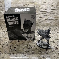 Batman Black And White Statue Steve Rude Limited Edition