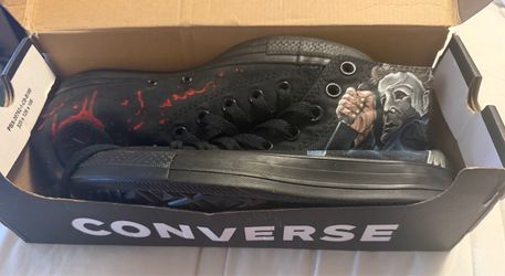 Converse - Custom Michael Myers
