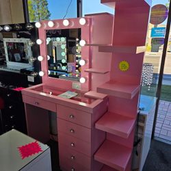 Valentines Day Vanity 6 Drawers Pink W/ Hollywood Mirror Small Shelve $549 