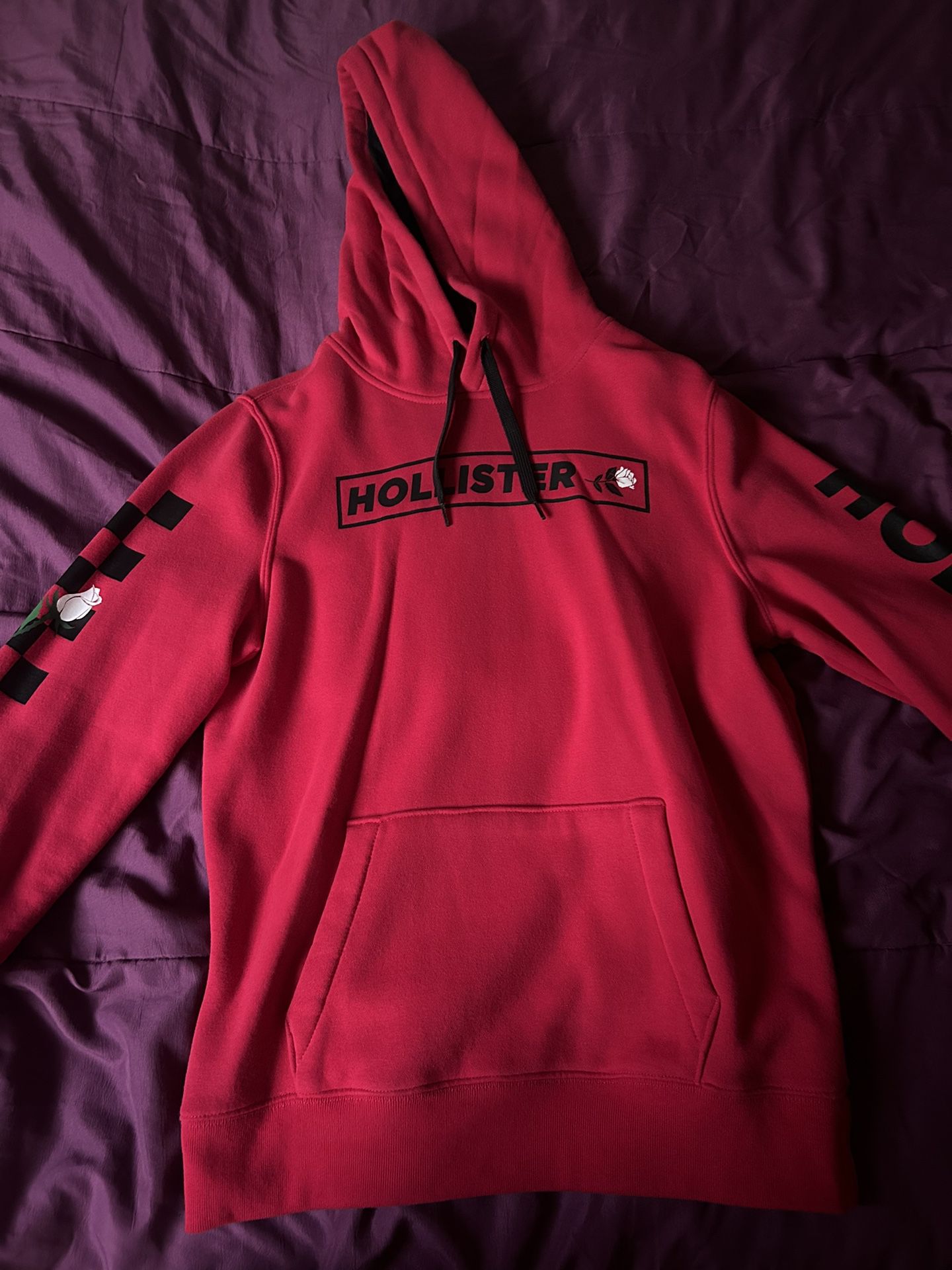 BRAND NEW Hollister Hoodie (Size Men Large)
