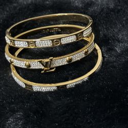 WOMEN’S Elegant 18k gold plated bracelets