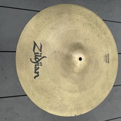 Zildjian A series 18” medium crash