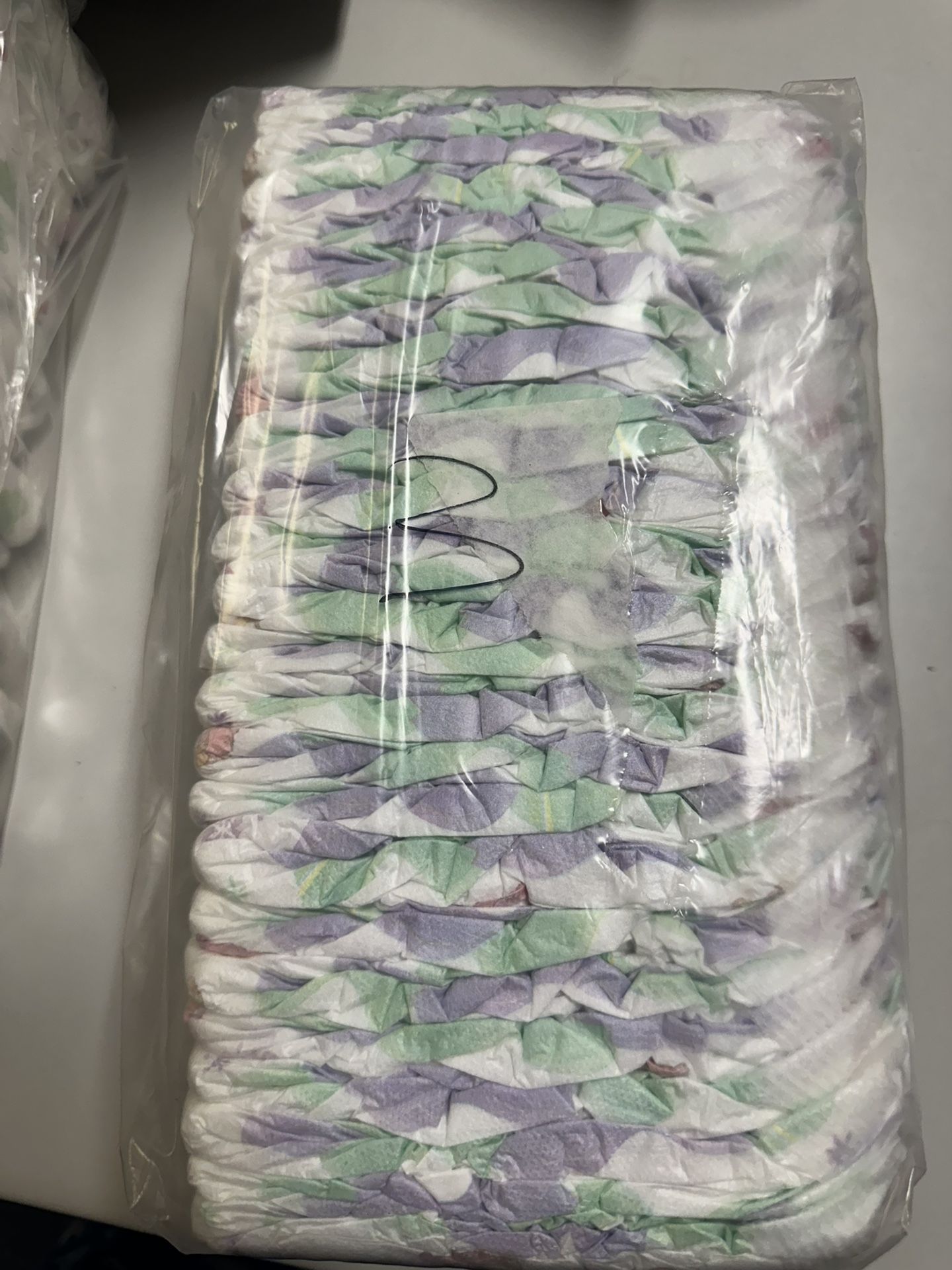 Gender Neutral Diapers 3-5 Size 