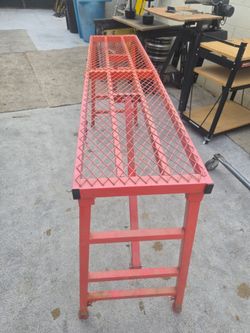 Folding scaffolding platform