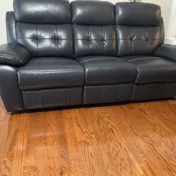 Leather Sofa And Love Seat, 4 Manual Recliner Seats