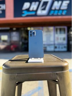 iPhone 12 Pro  (Factory unlocked)