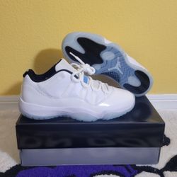 Jordan 11 Low Legend Blue 