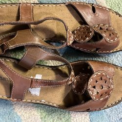 Naturalizer Woman's Sandals Size 10 W Leather