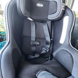 Chicco NextFit Zip Convertible Child Safety Baby Car Seat