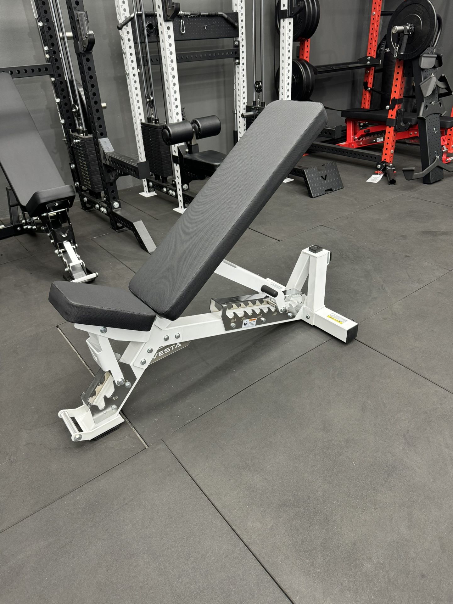 Vesta AB-3000 Heavy Duty Adjustable Bench/ Gym Equipment/Fitness/Commercial grade