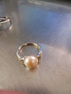 Pearl Ring Size 8
