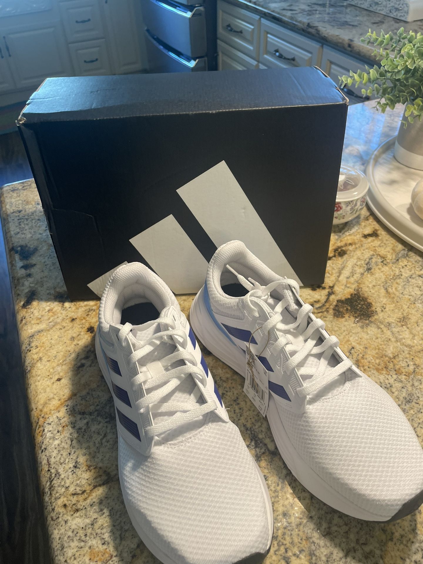 Adidas Galaxy 6M White And Blue New!