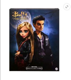 Monster High Skullector Buffy the Vampire Slayer Doll 2-Pack