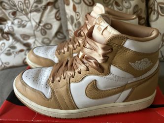 Jordan 1 Retro’s Brown And White Ribbon Laces (size9 1/2)