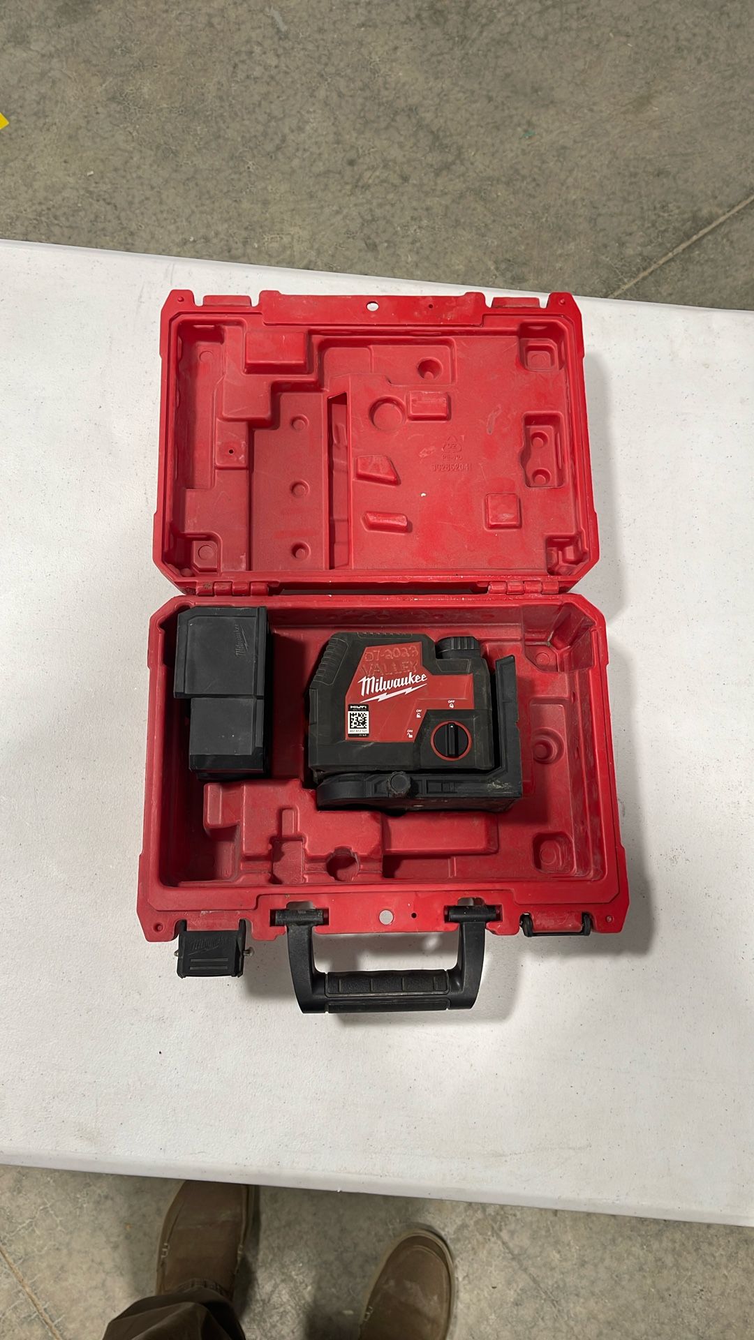 Milwaukee Laser