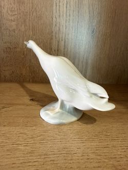 Llardo Goose Figurine