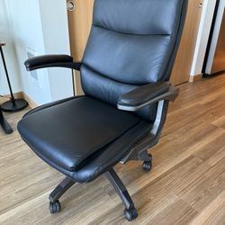 La-Z-Boy Manager Office Chair