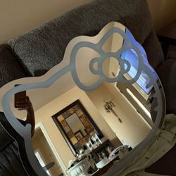 Hello Kitty Mirror