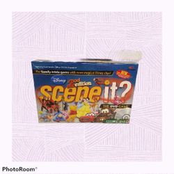 Disney Scene it? 2nd Edition The DVD Board Game 100% Complete VGUC

Excellent shape!
