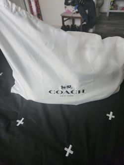Coach Bag Never Used Tags Still On. for Sale in Phoenix, AZ  display picture 2