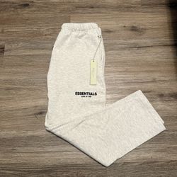 Fear Of God Essentials Sweats Loose Light Oat (FW22)