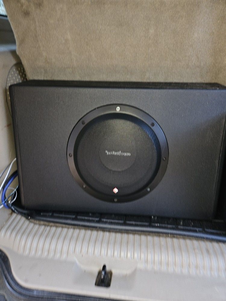 Rockford Fosgate 10" Speaker and Amp Combo