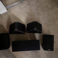 Klipsch Speaker Set