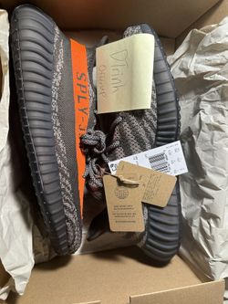Yeezy Boost 350  Carbon Beluga V2 