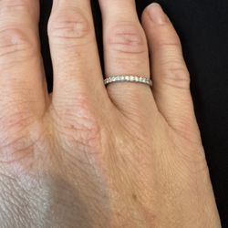 14k White Gold Diamond Band