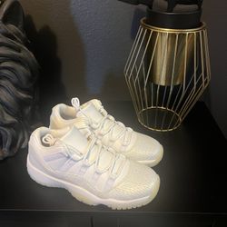 Jordan 11 Low Pure Heiress 7y